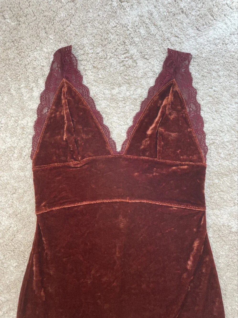 Free People Crushed Velvet V-Neck Bodycon Dress - Burgundy Size S